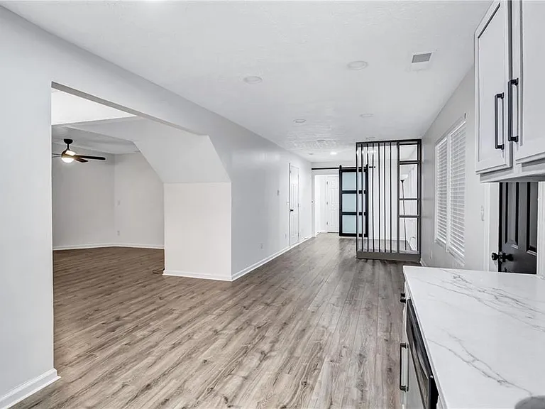 6234 Culver Dr — Photo 11