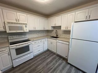 7840 Camino Real #306, Miami, FL 33143