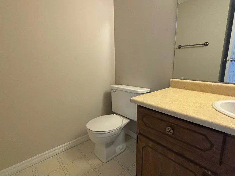23 Whitehaven Rd NE #23 — Photo 8