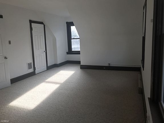 FEDA18B9-B557-42FD-BE4F-0D5A69B4E26C