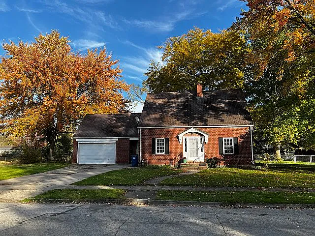 3725 S Harmon St photo 1