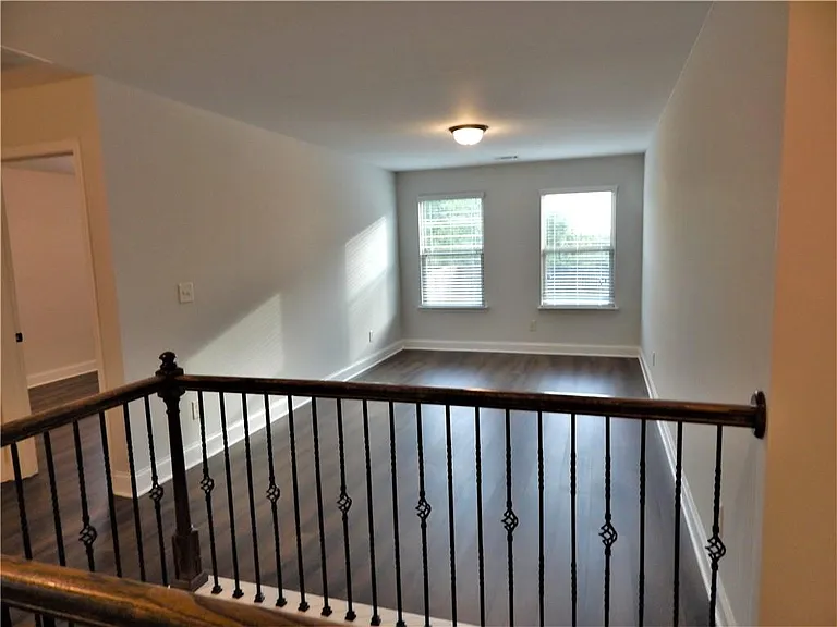 2441 Melton Common Dr — Photo 68