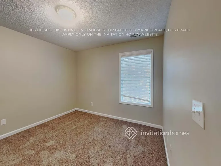 117 Omega Ct — Photo 14