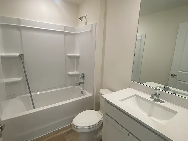 11511 Memorial Dr — Photo 10