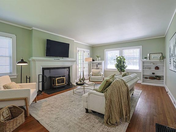 4th image of 2873 Linwood Ave