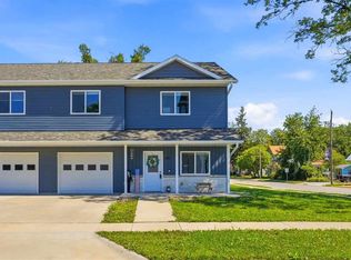 315 C Ave, Washington, IA 52247