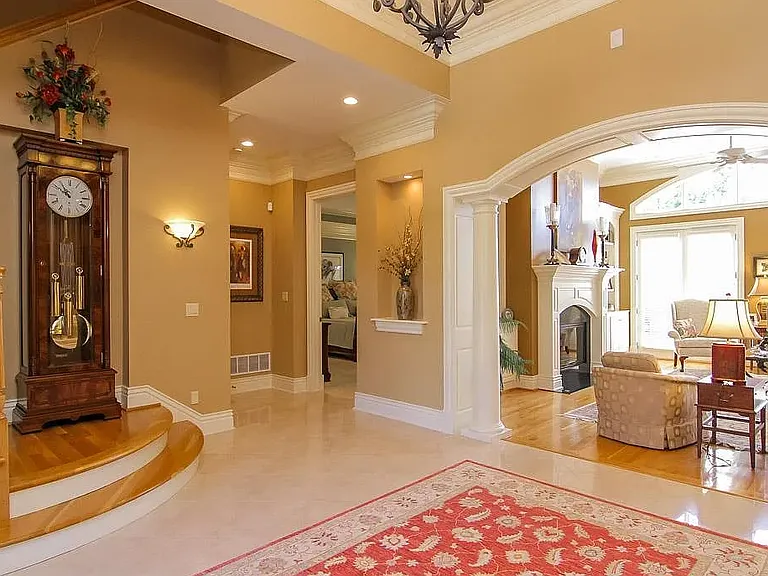 13204 Longwood Ln — Photo 18