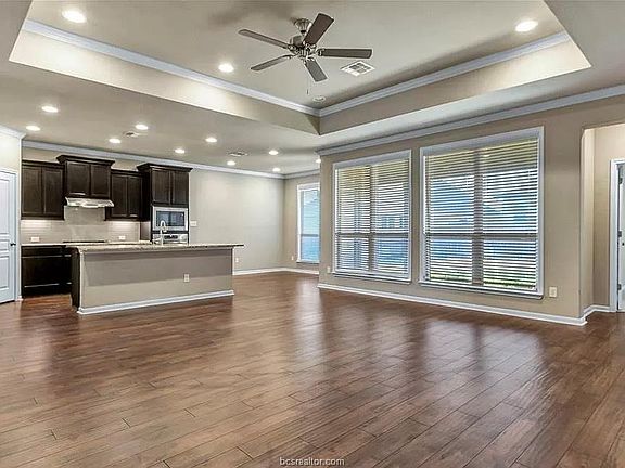 3rd image of 2708 Cainhorn Ct