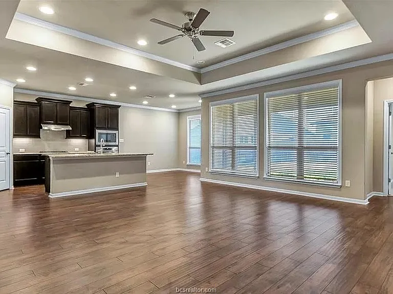 2708 Cainhorn Ct — Photo 3