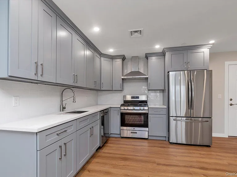 62 South St — Photo 7