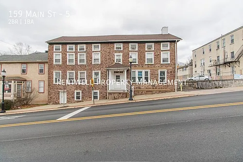 159 Main St #5 Photo 1