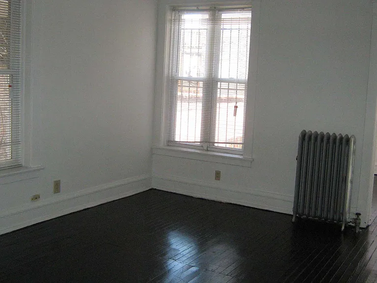 Dining/Living room