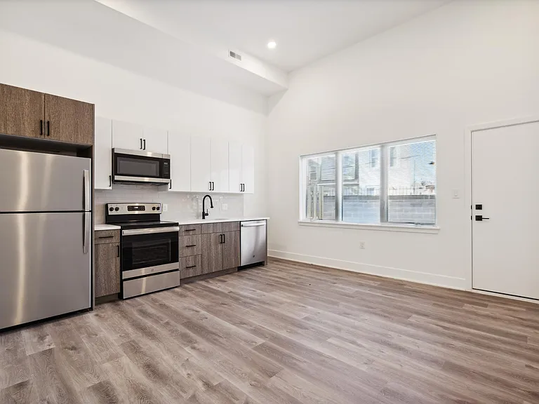 1420 Point Breeze Avenue — Photo 26