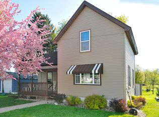 515 Division St S, Waterville, MN 56096