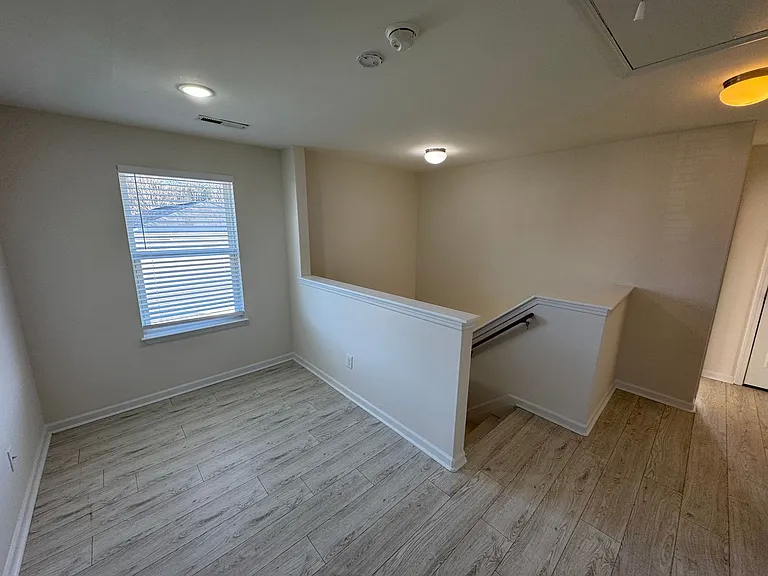 4820 Lynn Lee Cir — Photo 8