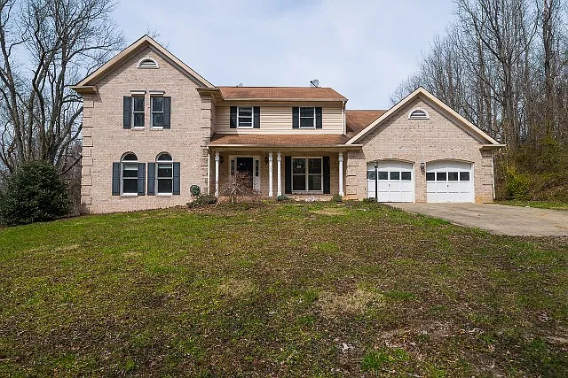 11240 Spring Bank Pl photo 1
