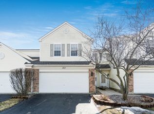 1717 Parkside Dr, Shorewood, IL 60404