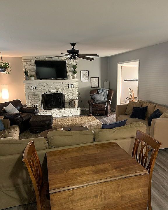 1st image of 1006 S 22nd St