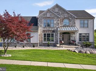 2510 Donlenik Dr, York, PA 17402