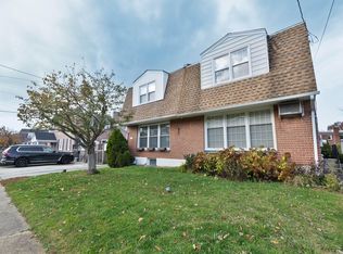 230 Bailey Rd, Bryn Mawr, PA 19010