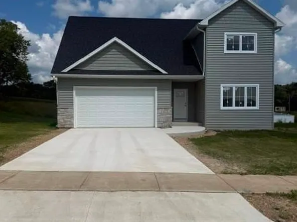 5616 Divine St, Madison, WI 53718