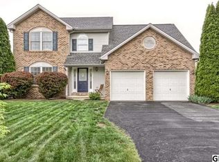 9 Woodview Dr, Mount Holly Springs, PA 17065