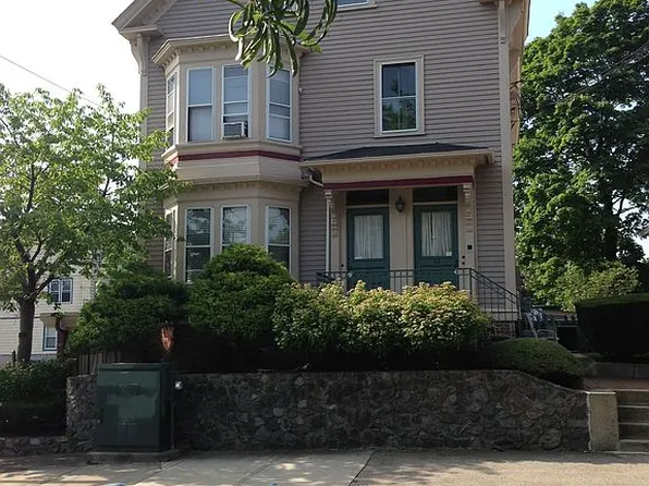 63 Pitman St #3, Providence, RI 02906