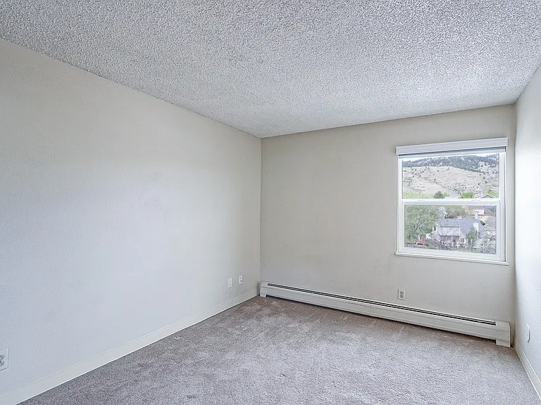 1400 Golden Cir #311 — Photo 23
