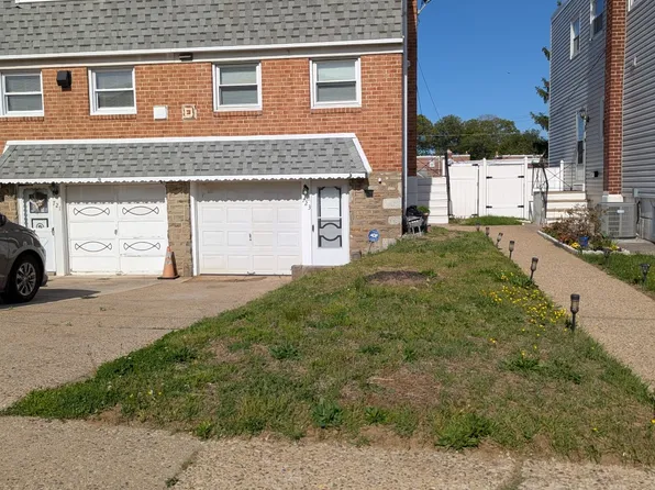 723 Gorman St, Philadelphia, PA 19116