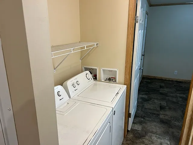 625 15th St SE — Photo 55