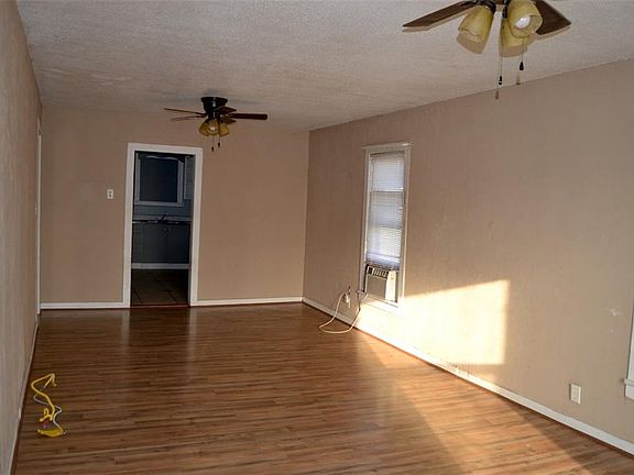 2nd image of 1320 N Glenn English