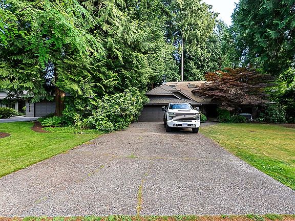 5th image of 1768 Amble Greene Dr