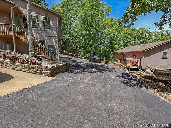 2nd image of 29614 Towering Oak Ln