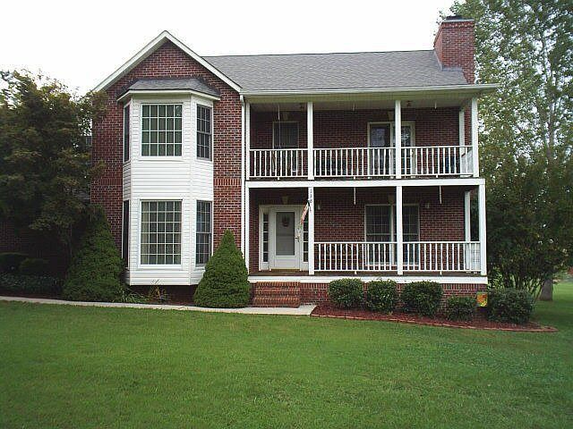 Brick home on 2 Acres