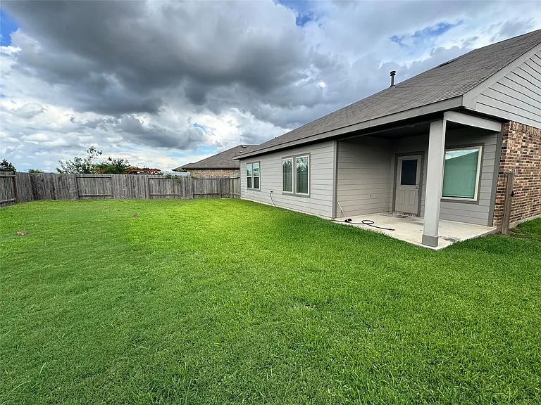 29606 Stanley Canyon Ln — Photo 10
