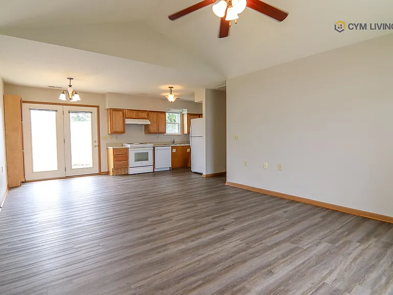 Crossings at Bellbrook Villas — Photo 16