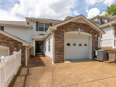 405 Village Cir, Dickson, TN, 37055