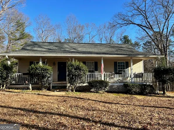 430 Smoke Jack Holw, Clarkesville, GA 30523