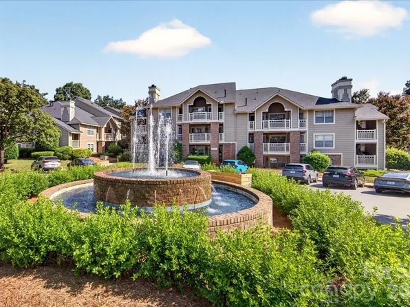 5011 Sharon Rd Unit N, Charlotte, NC 28210
