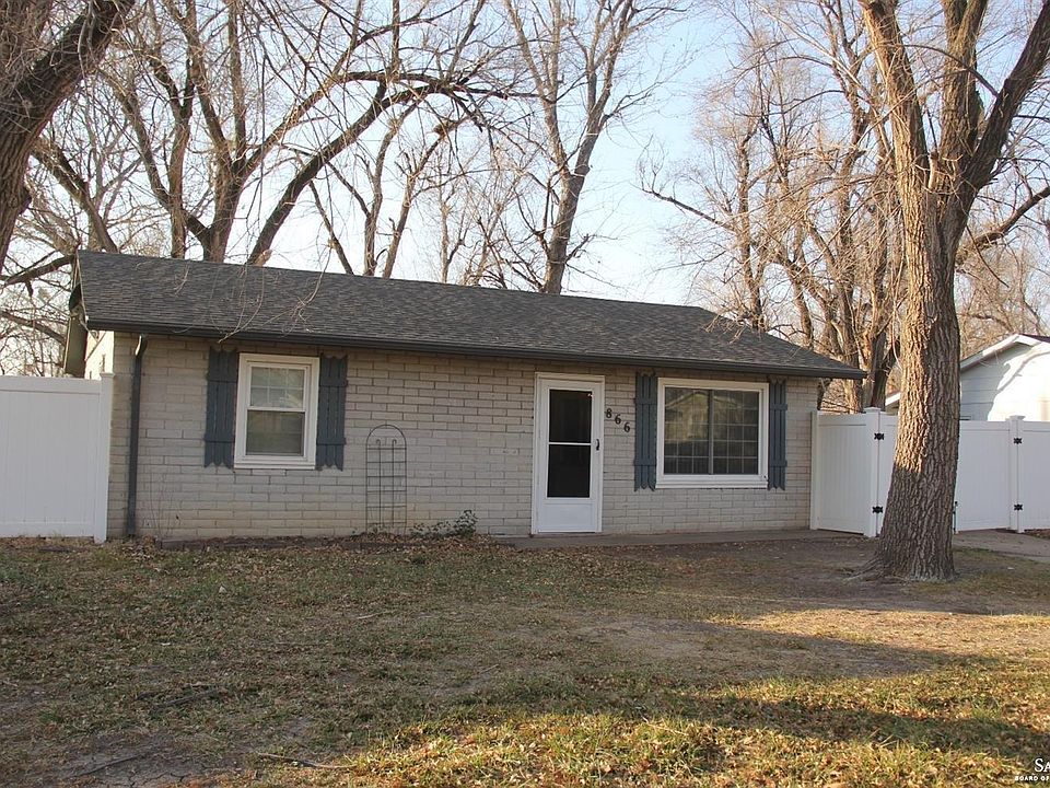 1st image of 866 Hemlock Dr