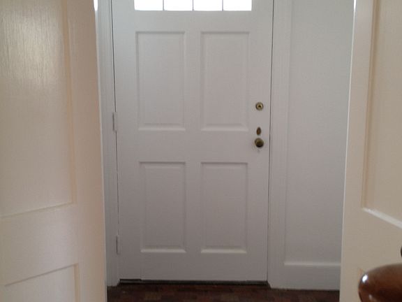 5th image of 126 Anoka Ave