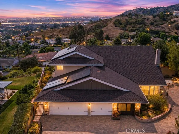 3003 Mesa Verde Dr, Burbank, CA 91504