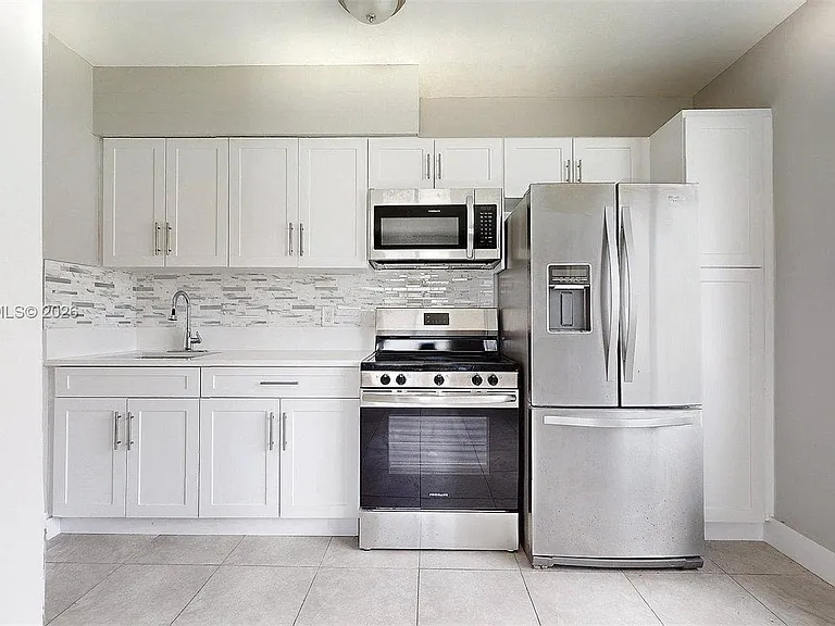 74 W 15th St #1 — Photo 12