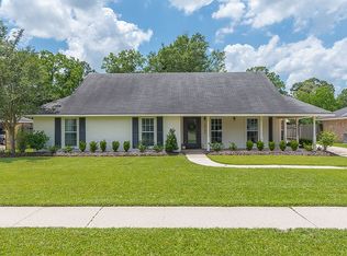 15145 Woodmoss Dr, Baton Rouge, LA 70816