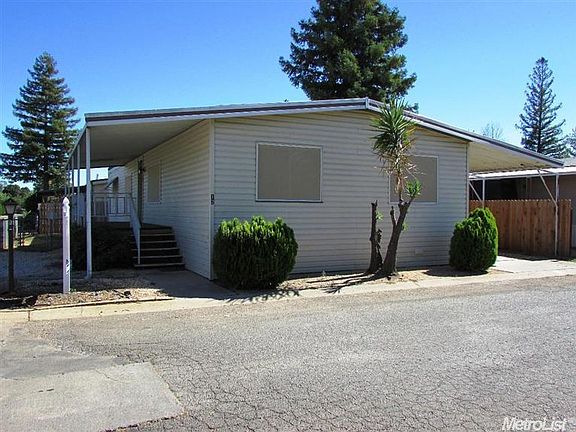 2nd image of 6057 Griffith Ave Space 12