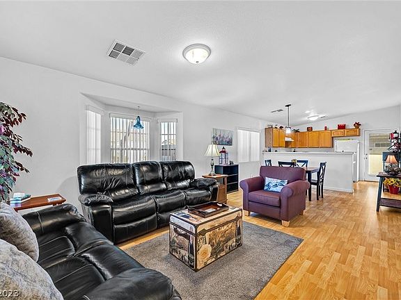 3rd image of 5063 Mascaro Dr