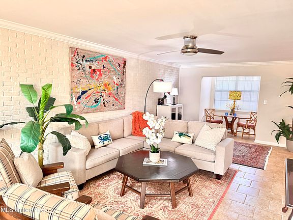 5th image of 527 Front Beach Dr APT 59