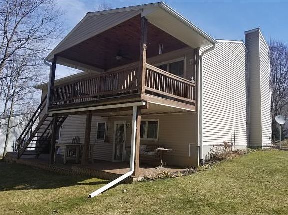 4th image of 48 Lori Dr