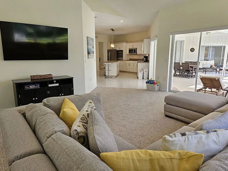 1578 Vermeer Dr — Photo 18