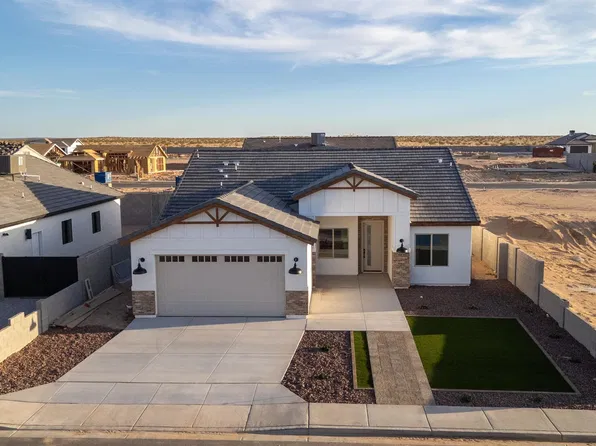 10829 E 45th St, Yuma, AZ 85367